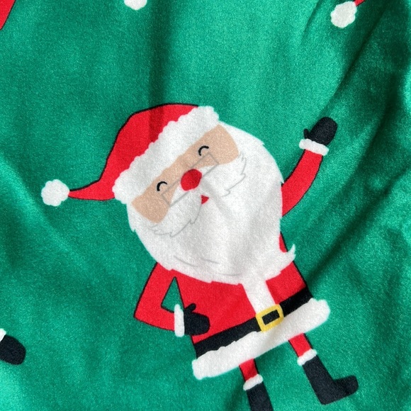 New Carter’s Toddler Christmas PJ Set - Picture 5 of 10